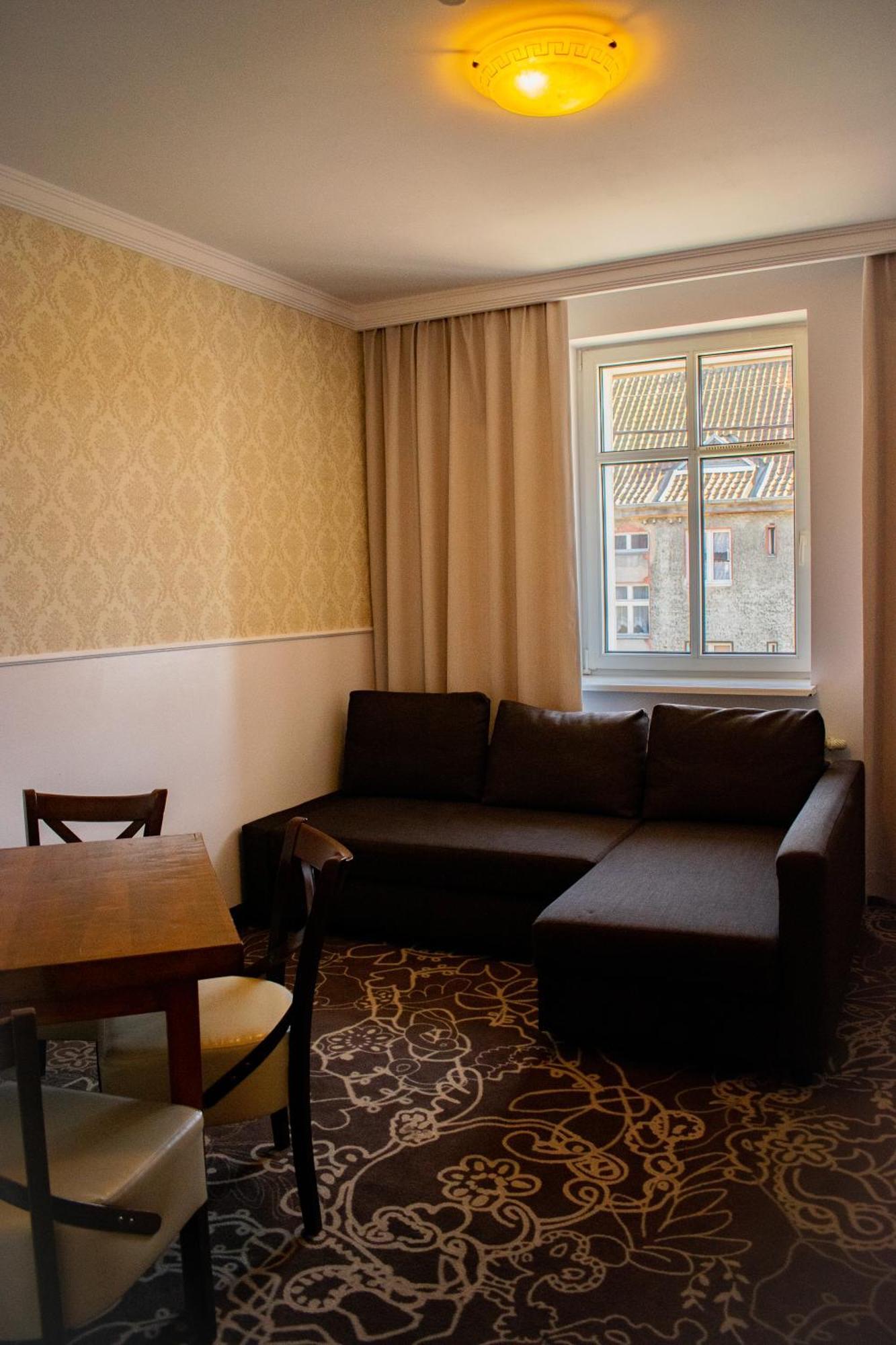Hotel Pruski Orneta Luaran gambar